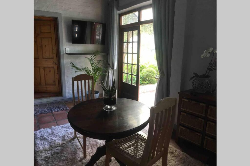 Protea Studio Franschhoek Central Extérieur photo